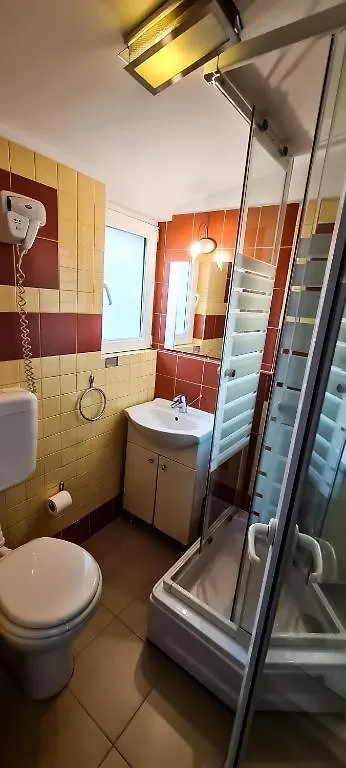 מלון בוקרשט Casa Michelangelo בית הארחה